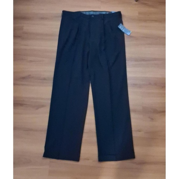 Mens Nwt Ben Hogan Golf Performance Active Black Chino Pants - Picture 1 of 7